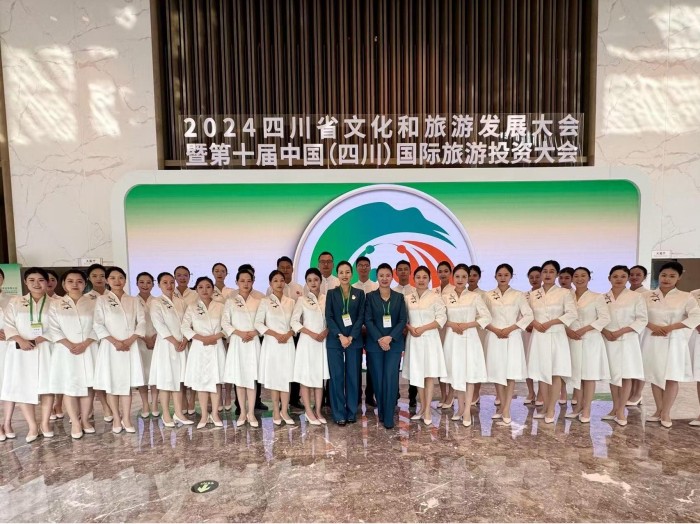 cecdc94e9870a3bb335aad3f8d370eee.jpg 4.jpg